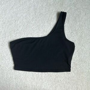 one shoulder crop top